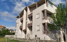 Fotini Apartments